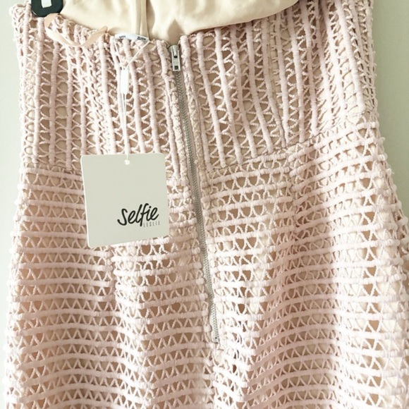 Zoey Lace Overlay Flounce Hem Midi Dress Blush - Picture 3 of 6